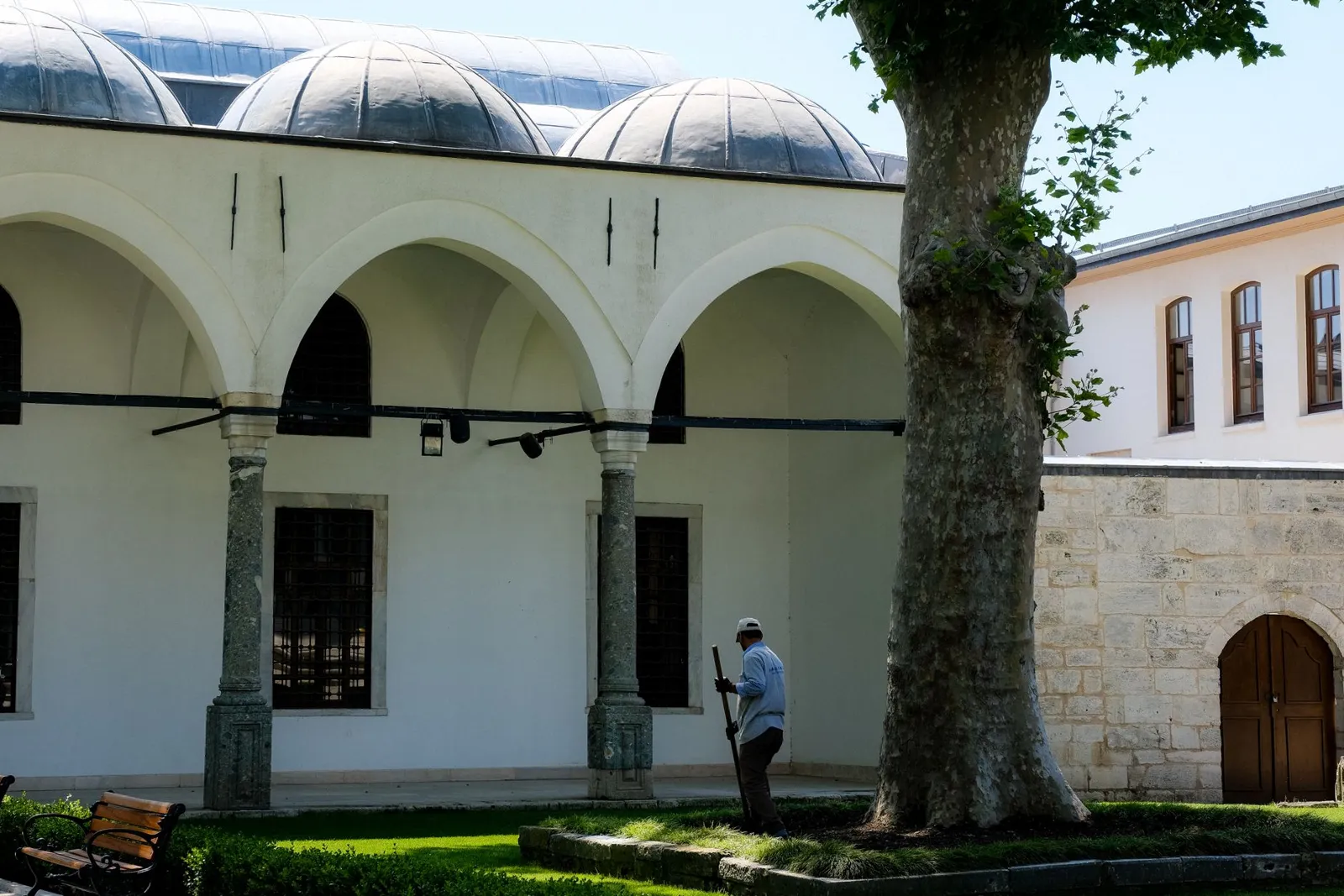Kış için odun kesme ve istifleme